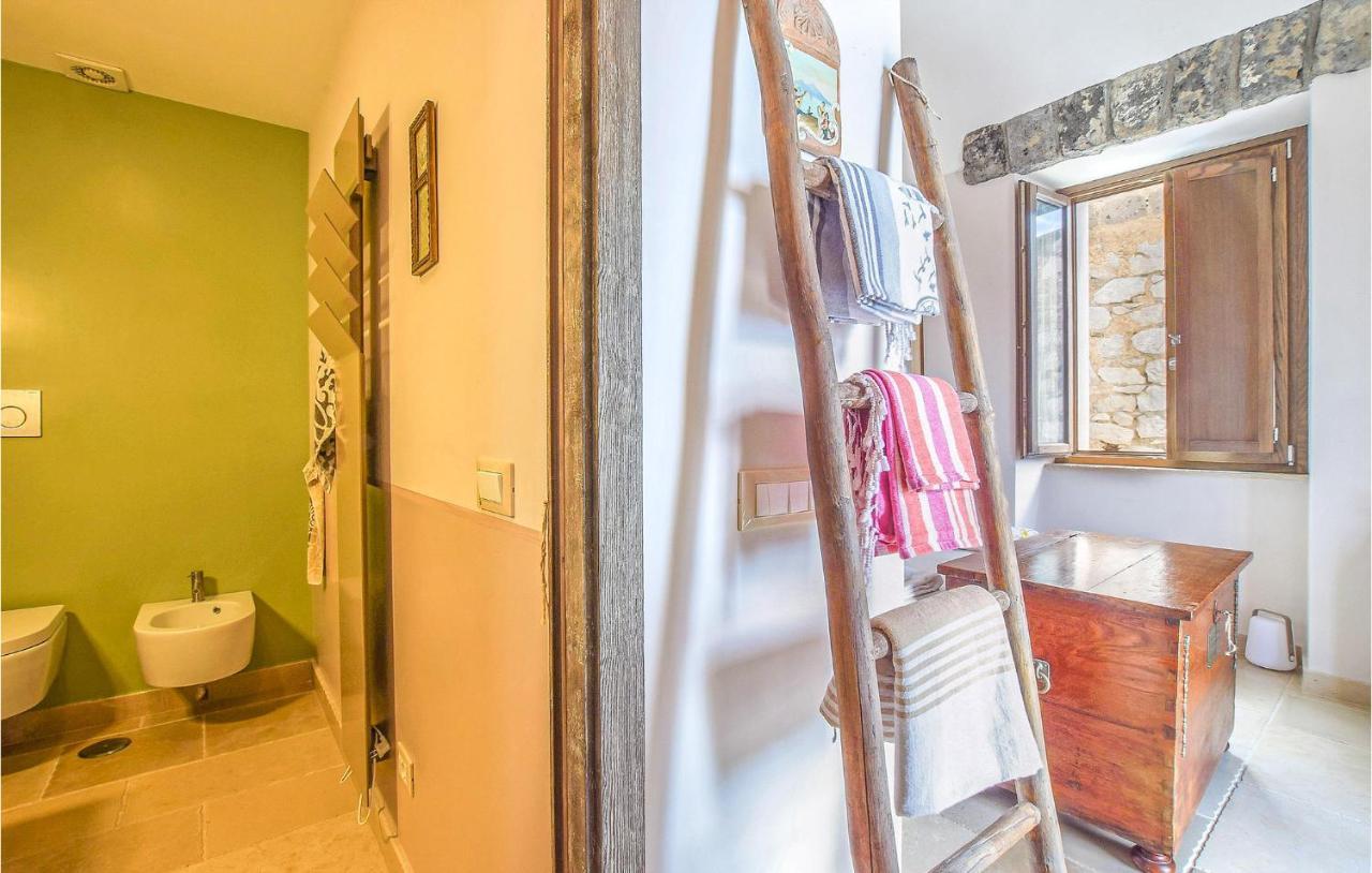 Cozy Apartment In Massa Lubrense Esterno foto