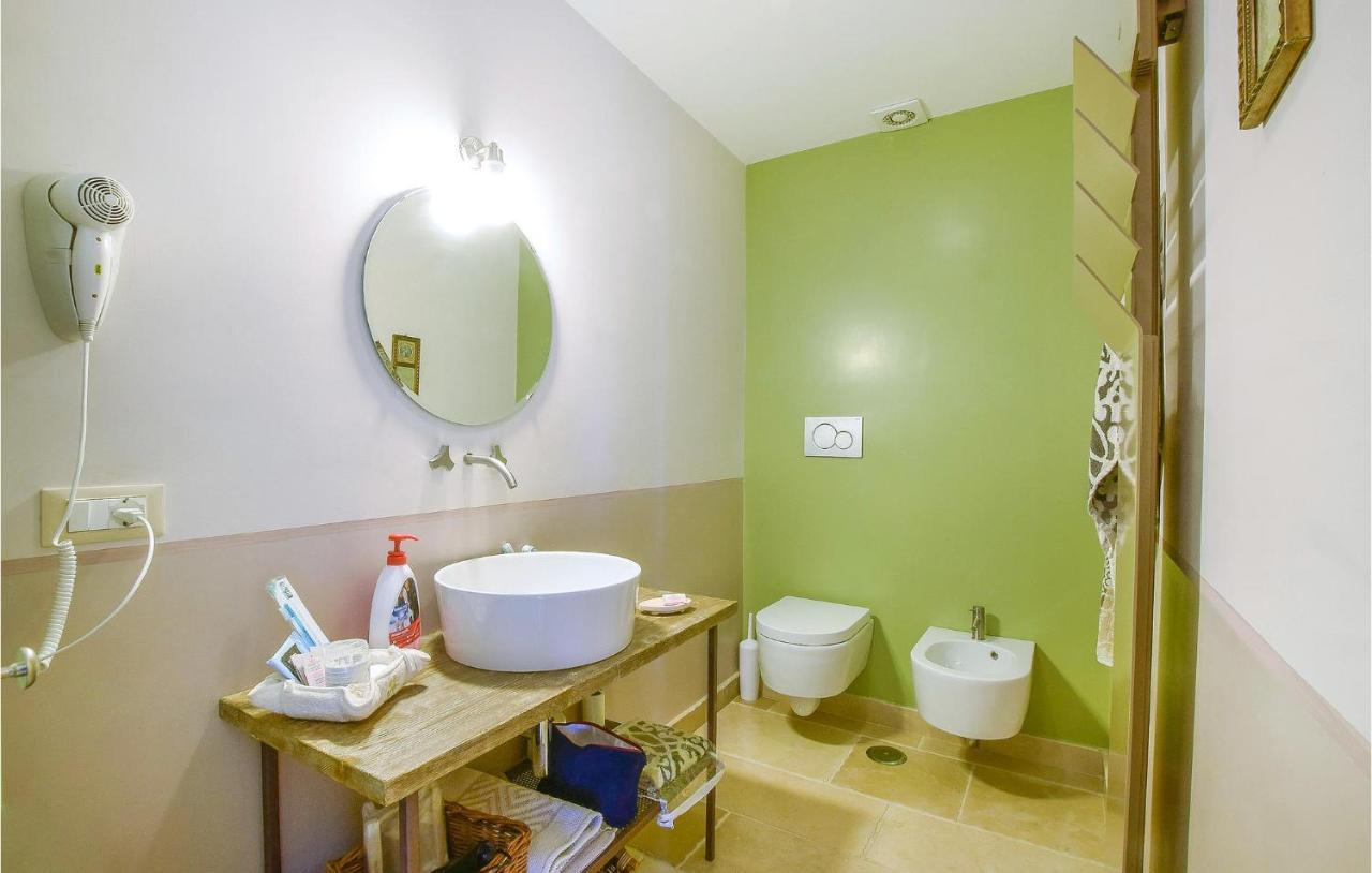 Cozy Apartment In Massa Lubrense Esterno foto