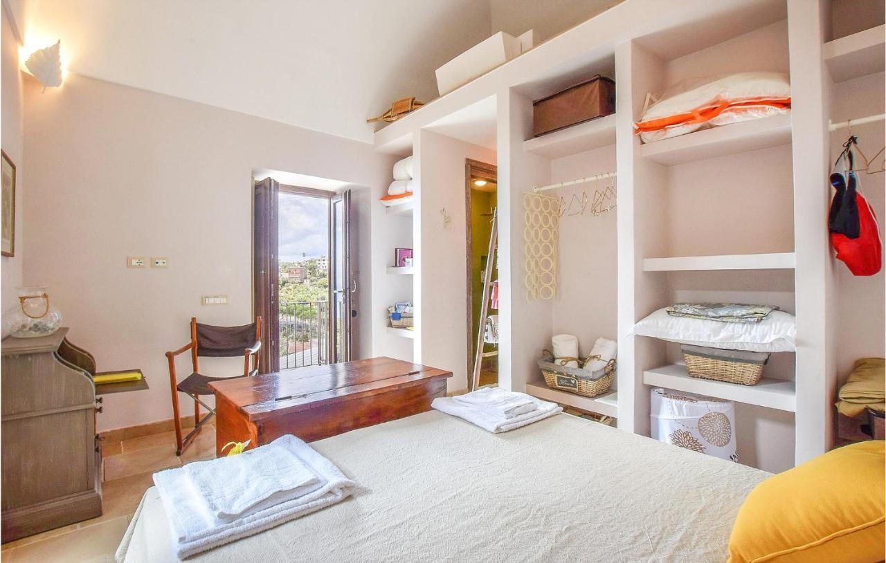 Cozy Apartment In Massa Lubrense Esterno foto